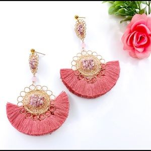 5 pieces of your choice for $20❤️